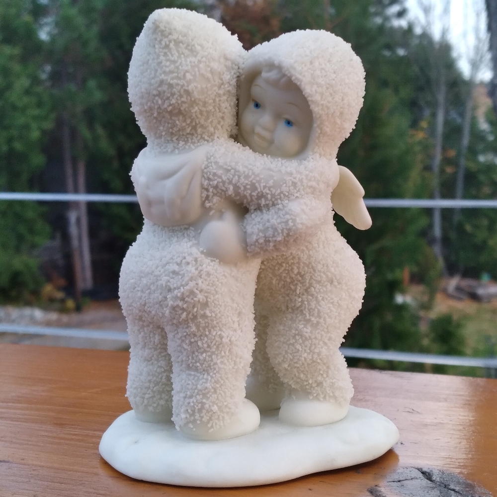 "I NEED A HUG" Snow Babies